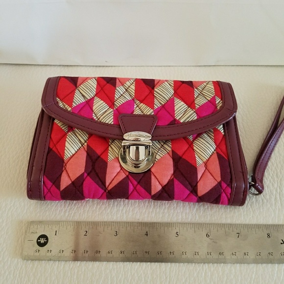 Vera Bradley 🌺 Wristlet - Picture 6 of 8